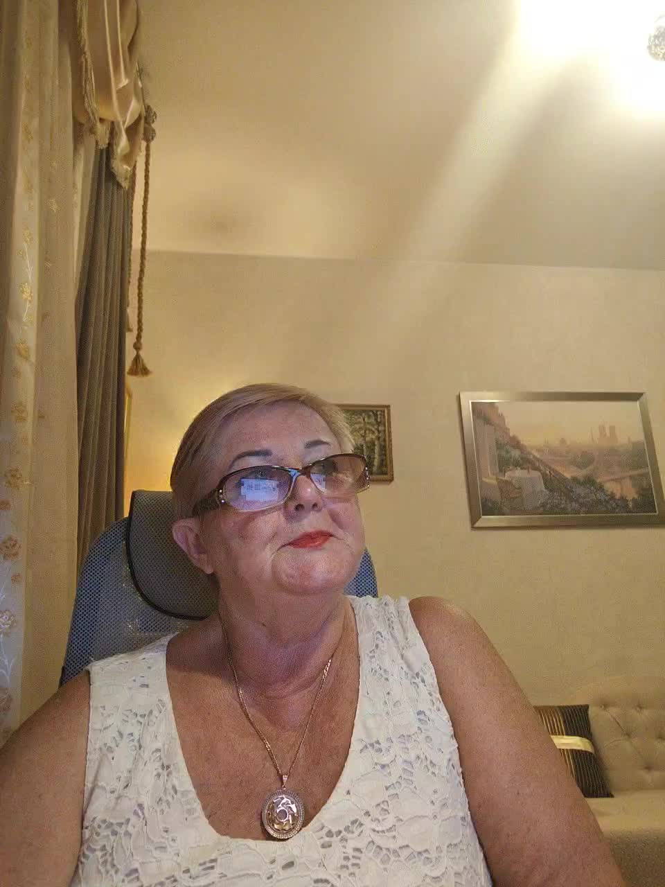 KarinkaSweet Adult Chat August 21, 2026