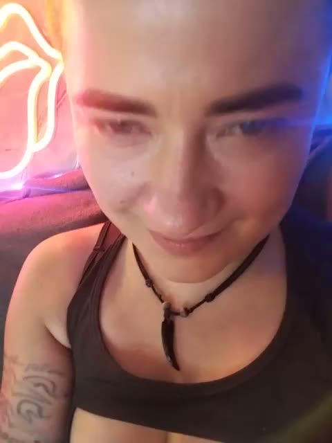 2Laski2 Adult Chat August 21, 2026
