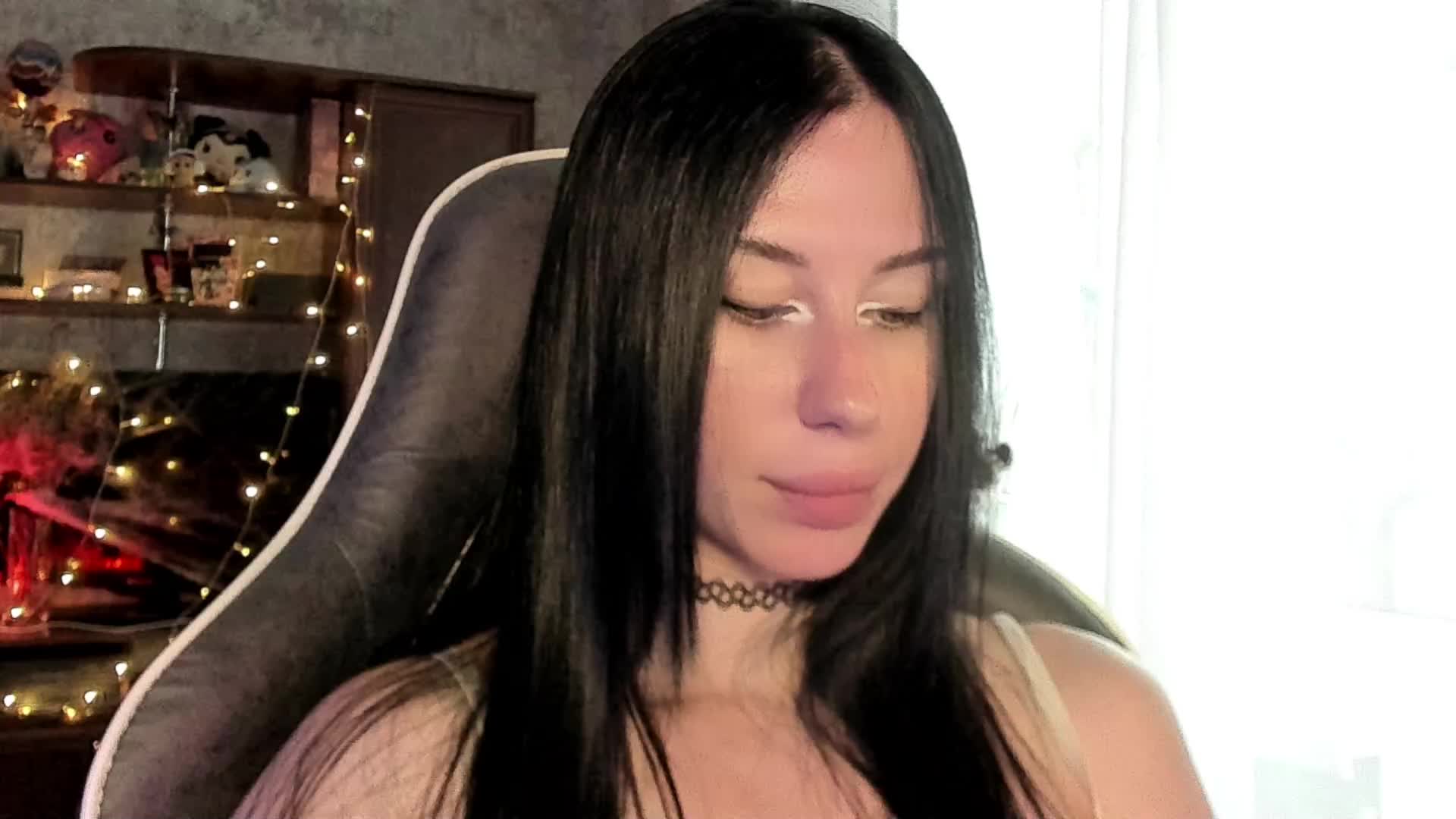 elenaaddiction Adult Chat August 21, 2026