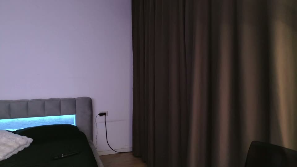 evanew_ Adult Chat August 22, 2026