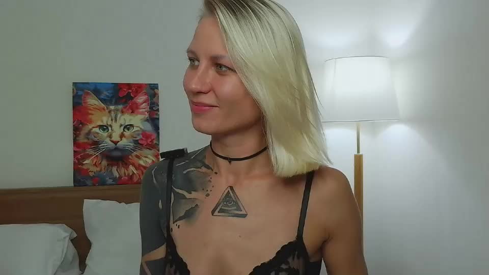 blonde_fuck_couple Adult Chat August 22, 2026