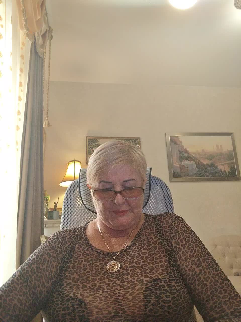 KarinkaSweet Adult Chat August 22, 2026