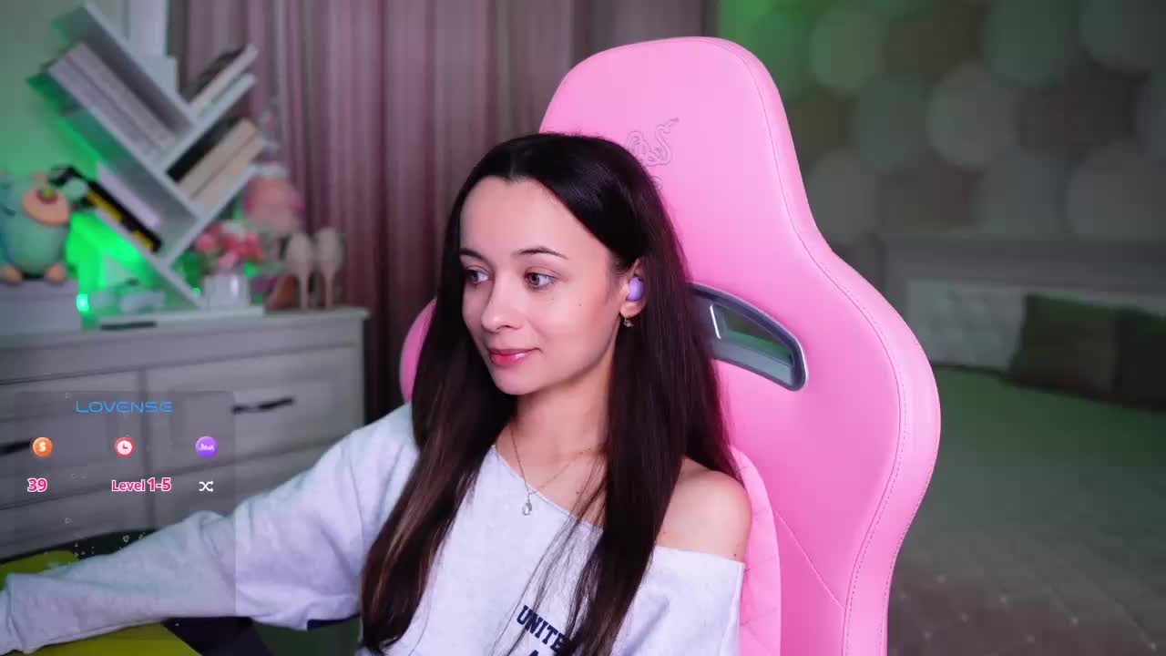 JuicyAngel Adult Chat August 22, 2026