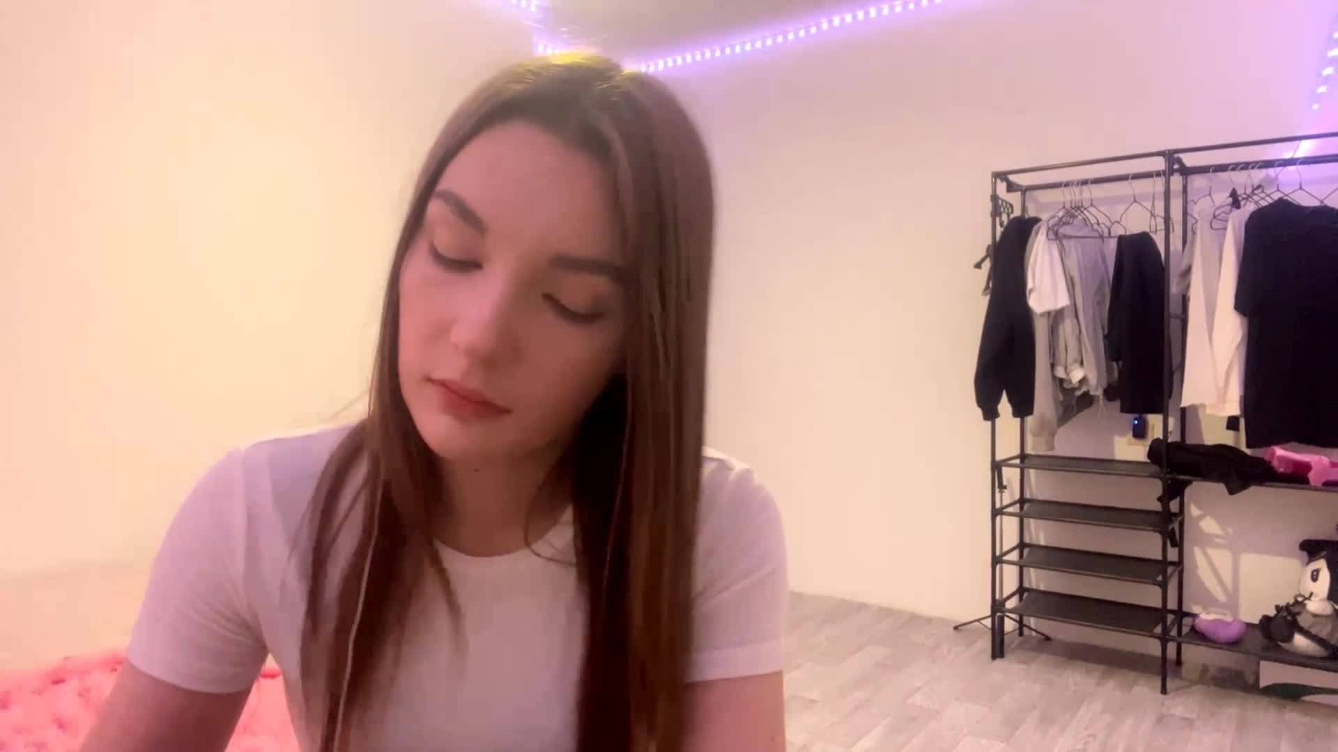EveliaShimaoka Adult Chat August 22, 2026