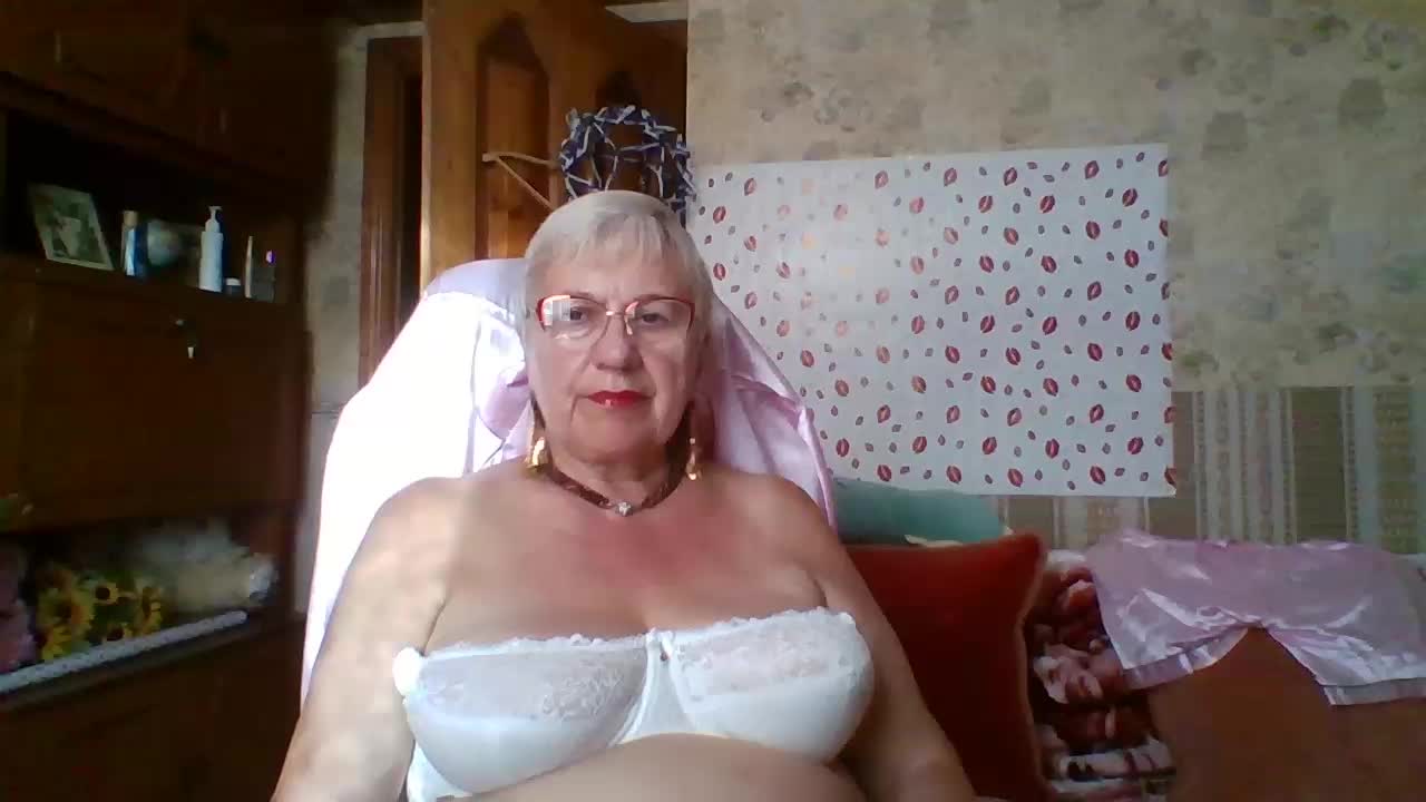 SweetCherry00 Adult Chat August 22, 2026