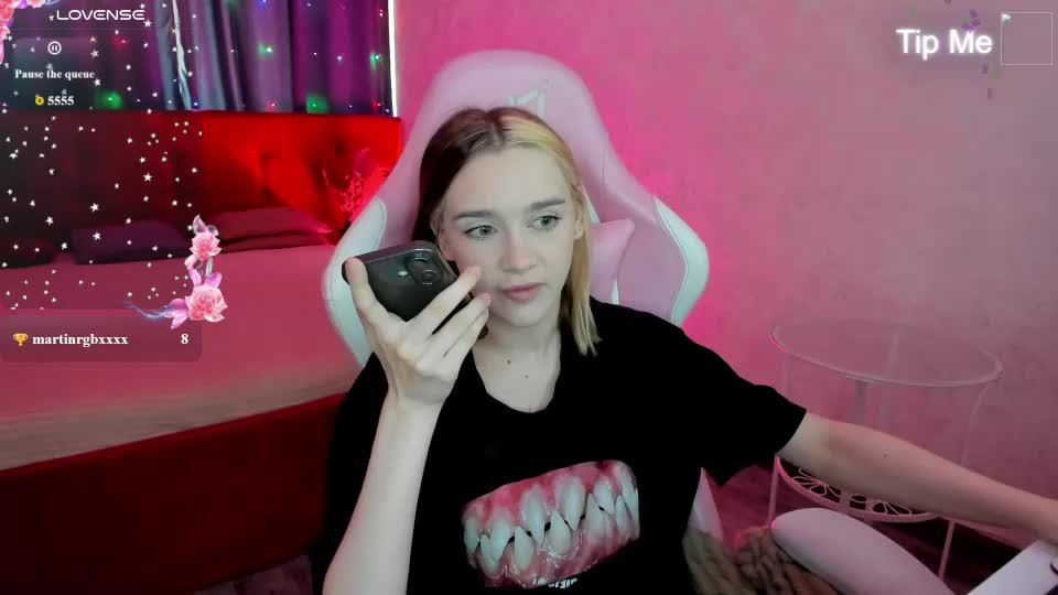 jessiexxiv Adult Chat August 22, 2026