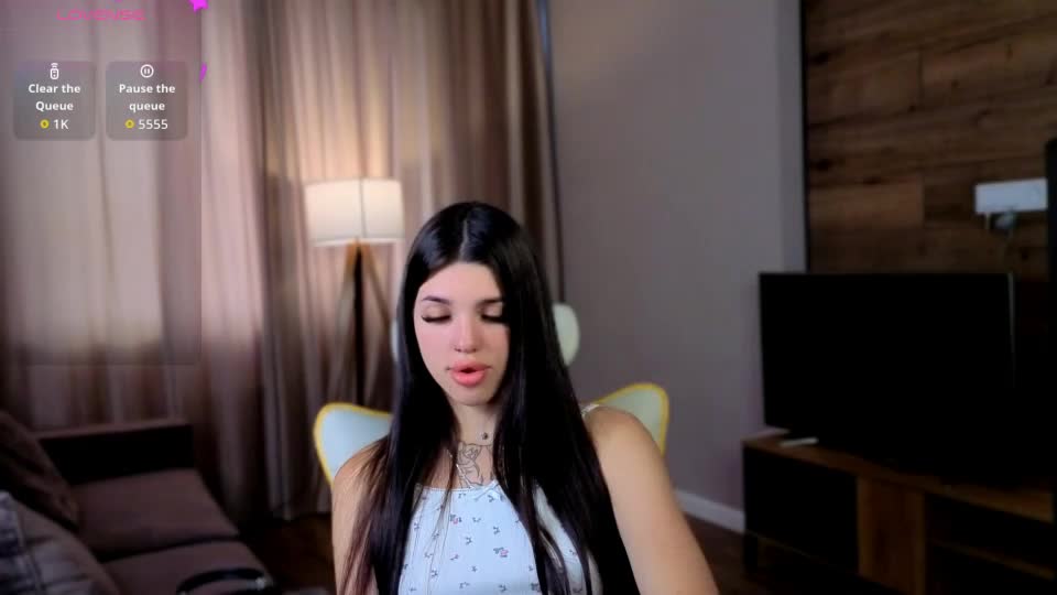 molly_rettyy Adult Chat August 23, 2026