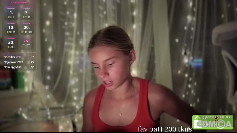 roxxxie_reid Adult Chat August 23, 2026