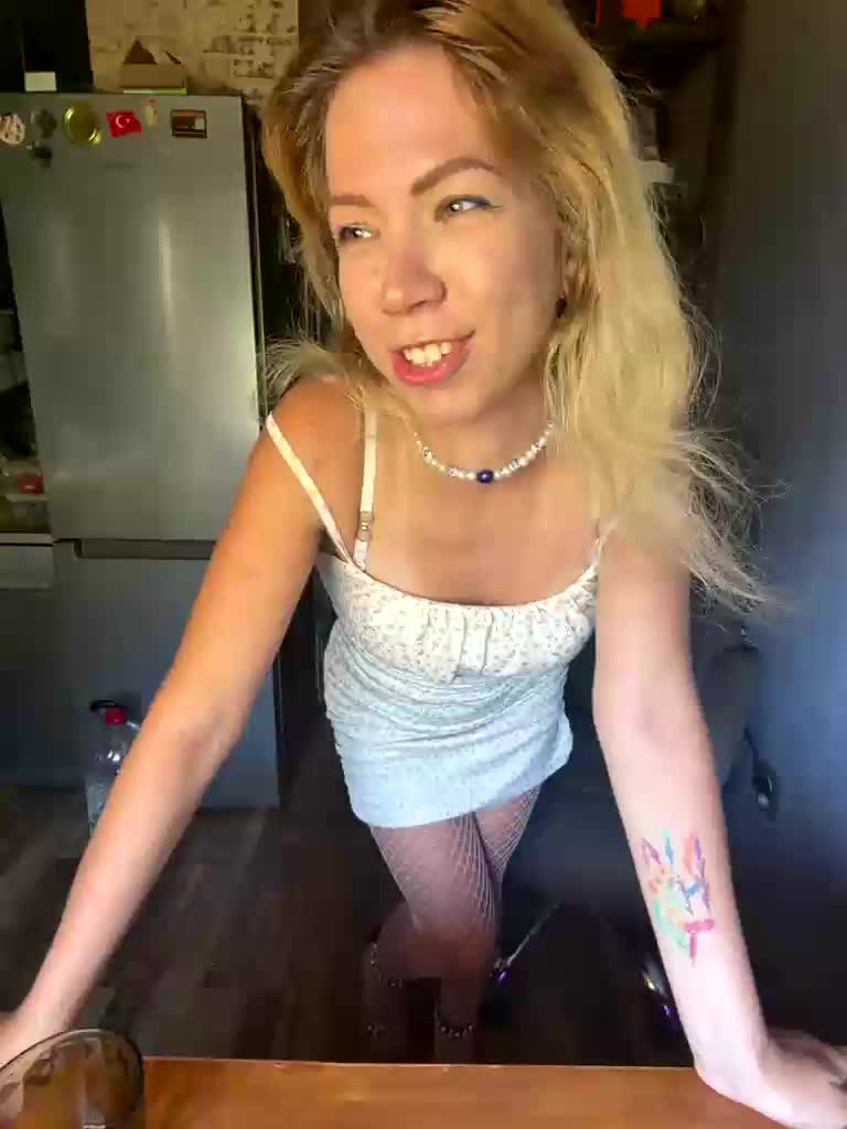 Lexy-Luna Adult Chat August 23, 2026