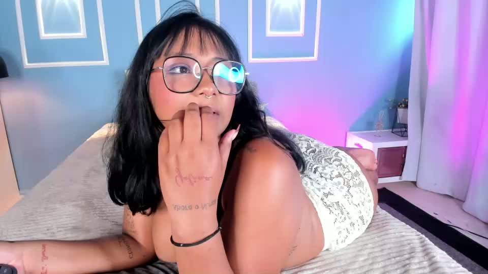 isabella_zc Adult Chat August 23, 2026
