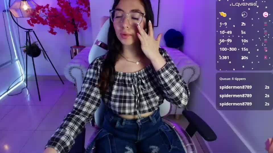 veronica_miiller Adult Chat August 23, 2026