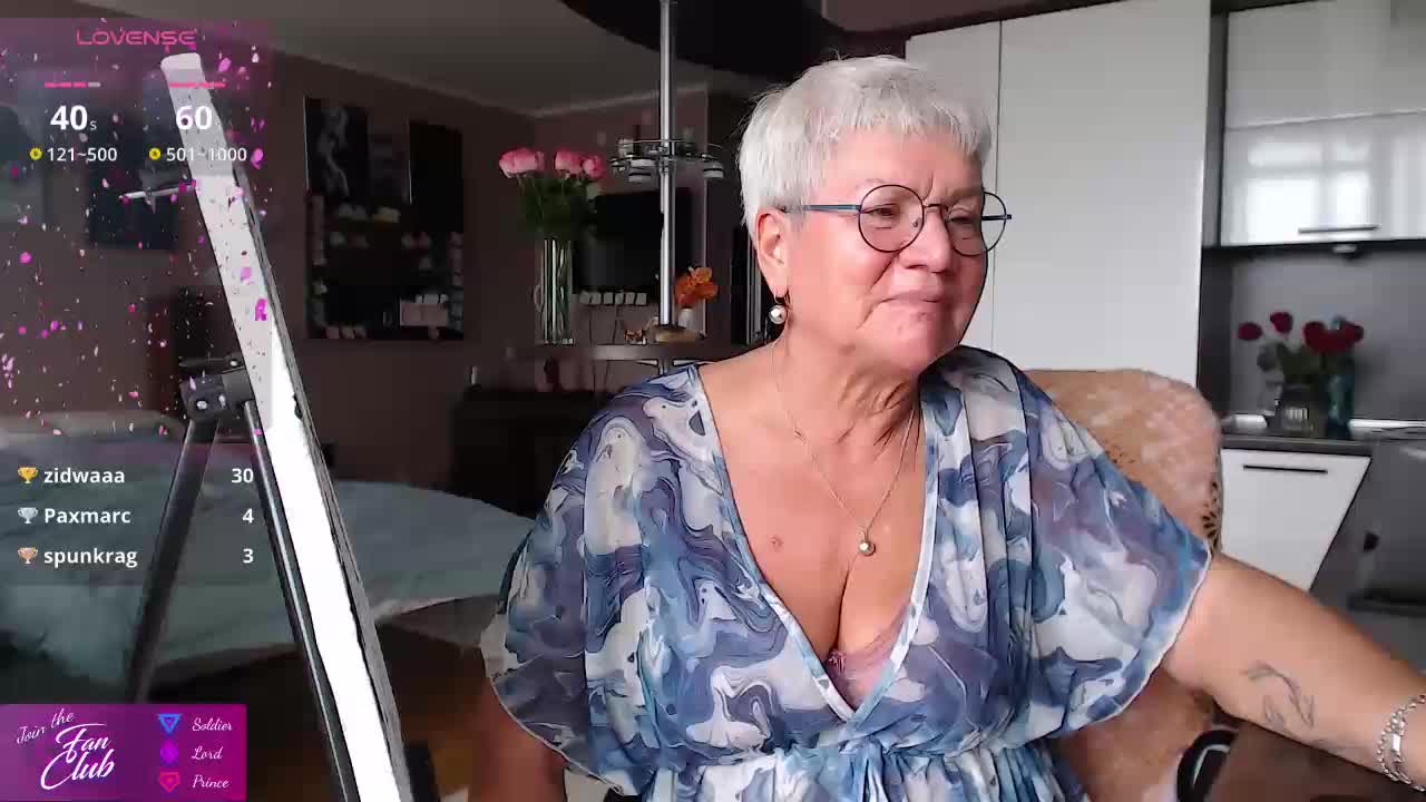 roxana-brooks Adult Chat August 23, 2026