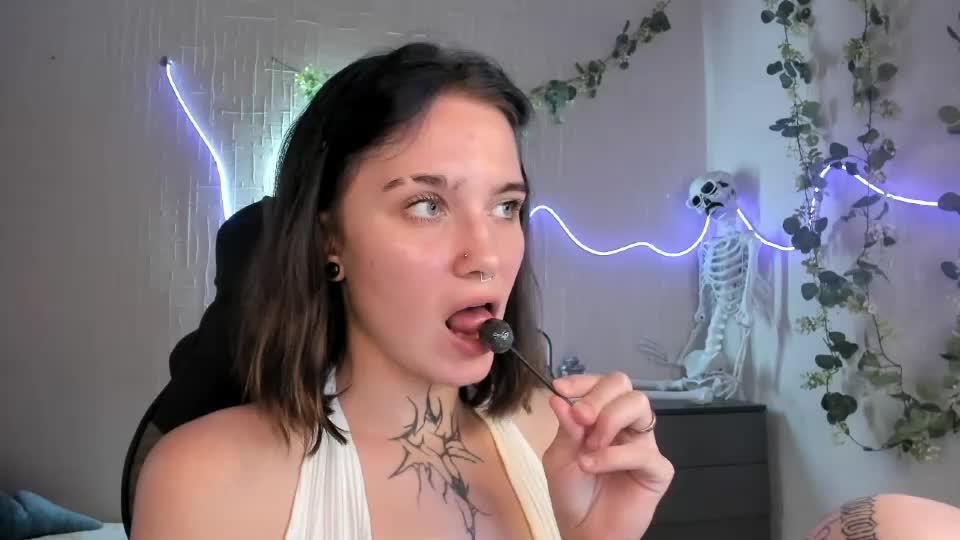 elastikiss Adult Chat August 24, 2026