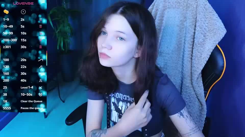 moonberry_yi Adult Chat August 23, 2026