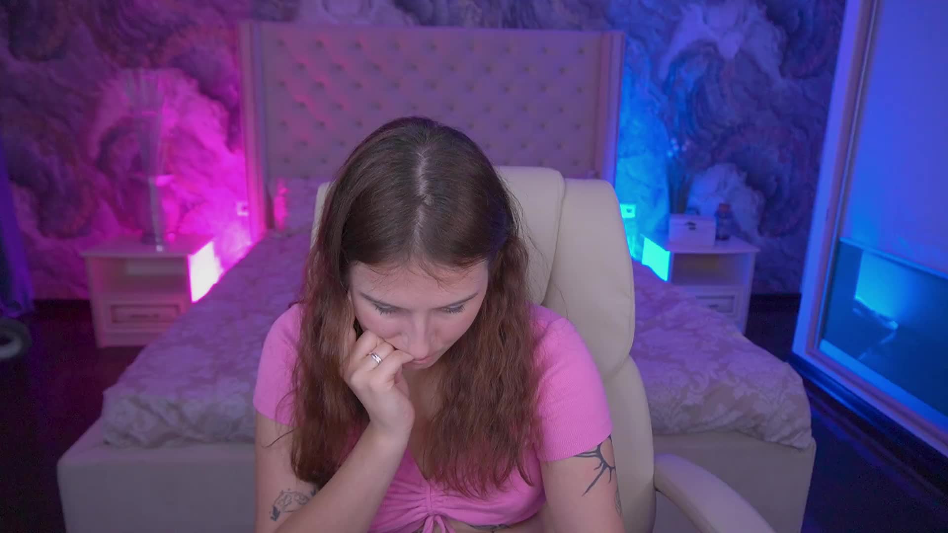 VikVikLove Adult Chat August 24, 2026