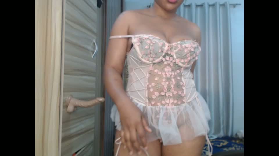 chocox_petitqueen Adult Chat August 24, 2026
