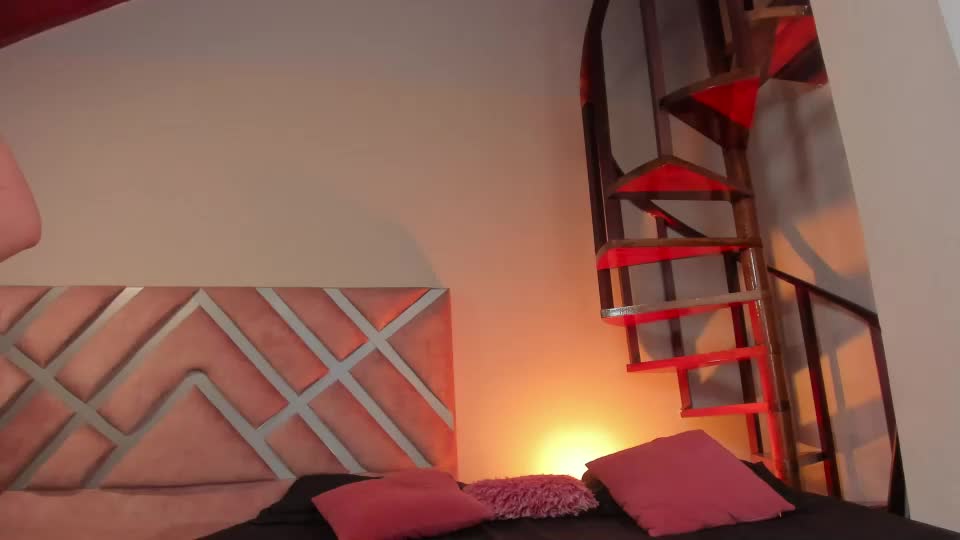 bella_corbin Adult Chat August 24, 2026