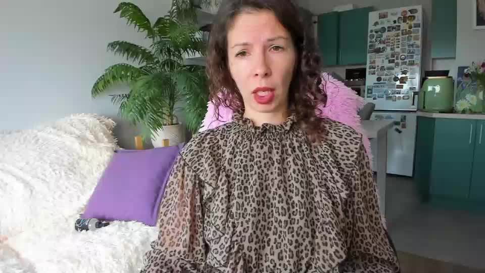 christina_hot Adult Chat August 24, 2026