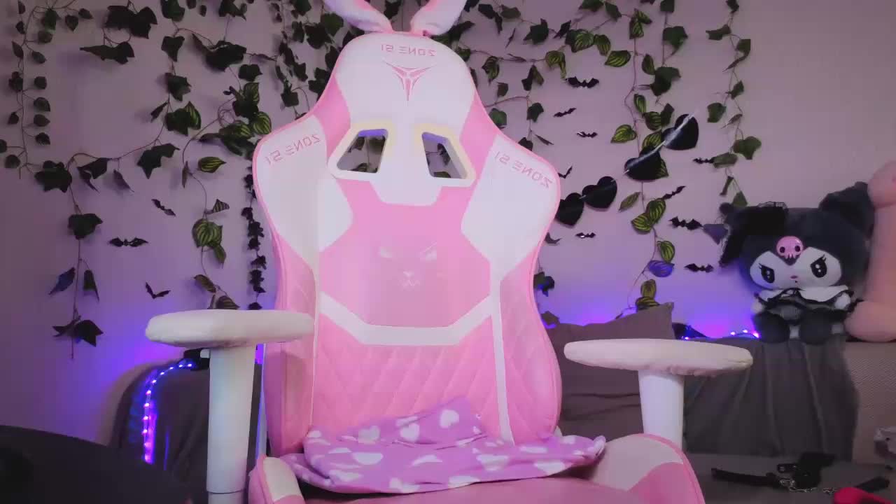 kawaiikitty Adult Chat August 24, 2026