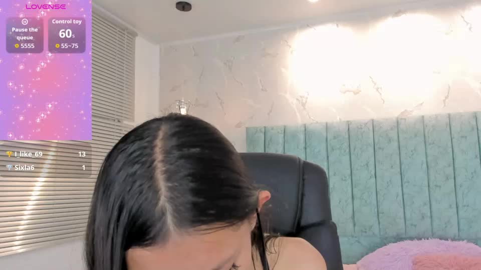 mia_velmont Adult Chat August 24, 2026