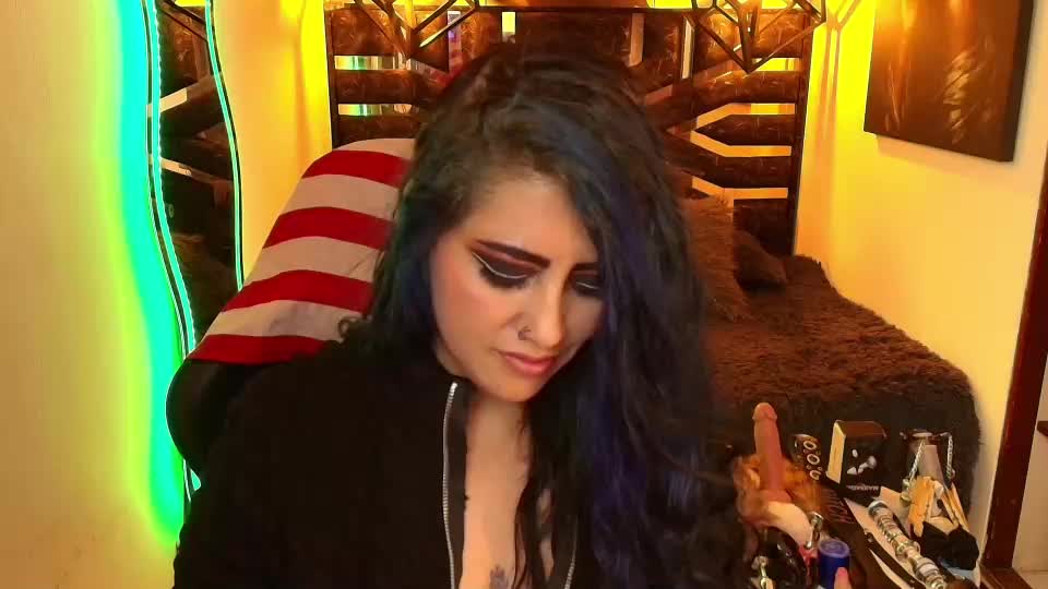 scarleth_bluee Adult Chat August 24, 2026