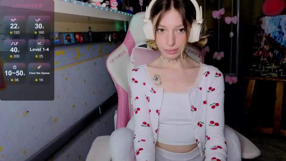 miamooonn Adult Chat August 24, 2026
