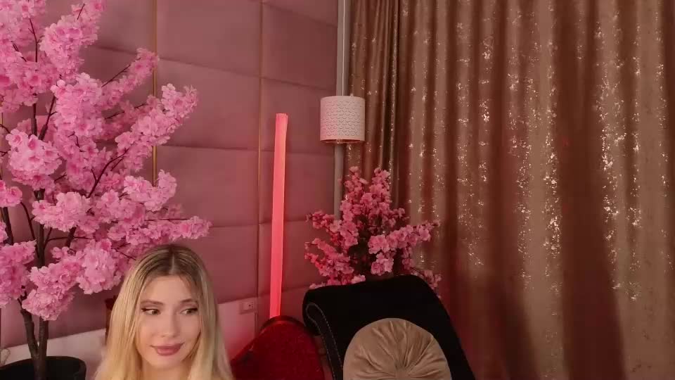eleineblue Adult Chat August 24, 2026