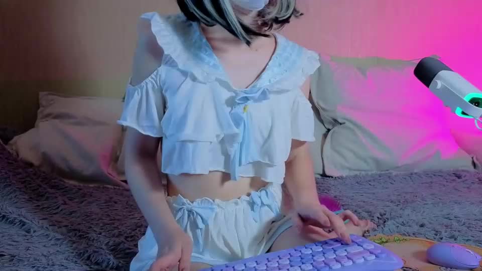 lunanyanmi Adult Chat August 24, 2026