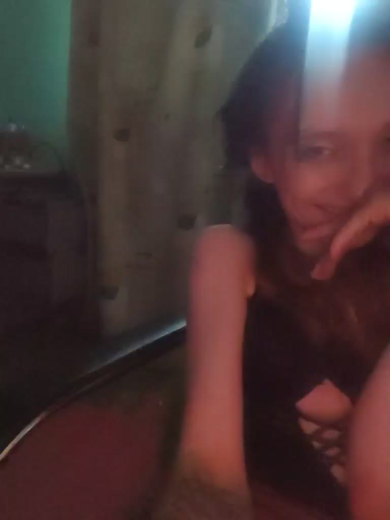 ivvikkilove1994 Adult Chat August 24, 2026