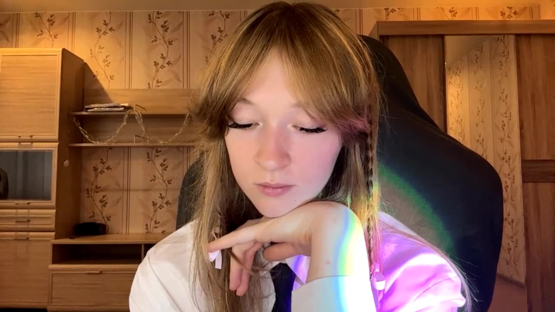 LisaSchroyer Adult Chat August 23, 2026