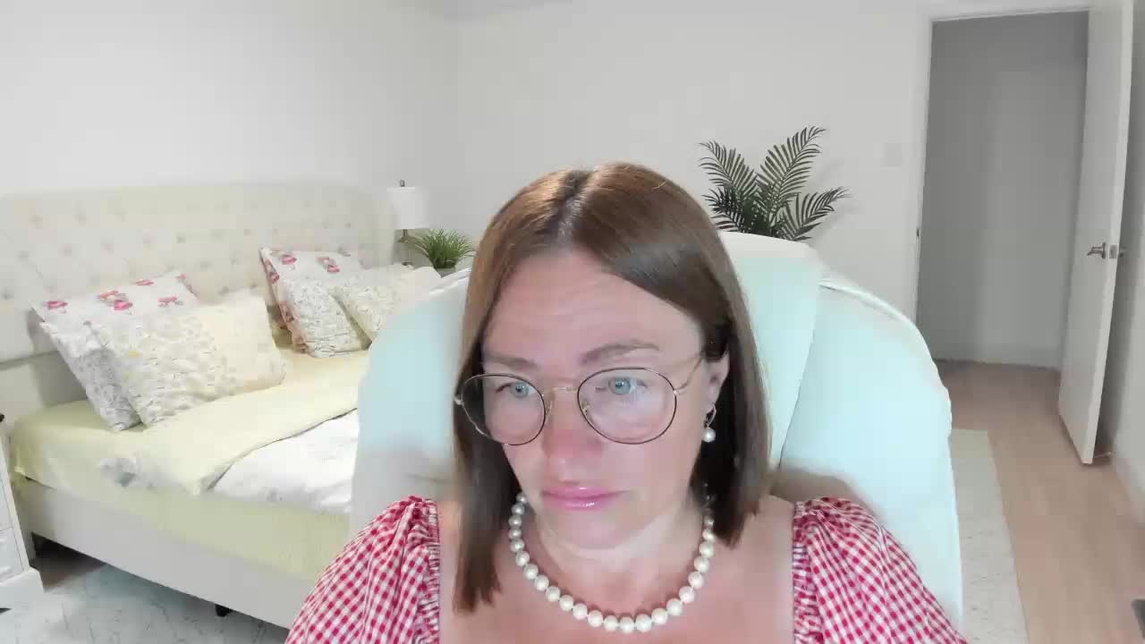 -Michelle- Adult Chat August 25, 2026