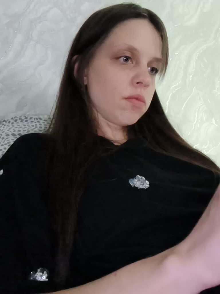 korolevaaa11 Adult Chat August 24, 2026