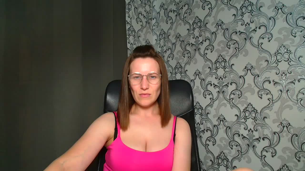 BellaKisss1 Adult Chat August 24, 2026