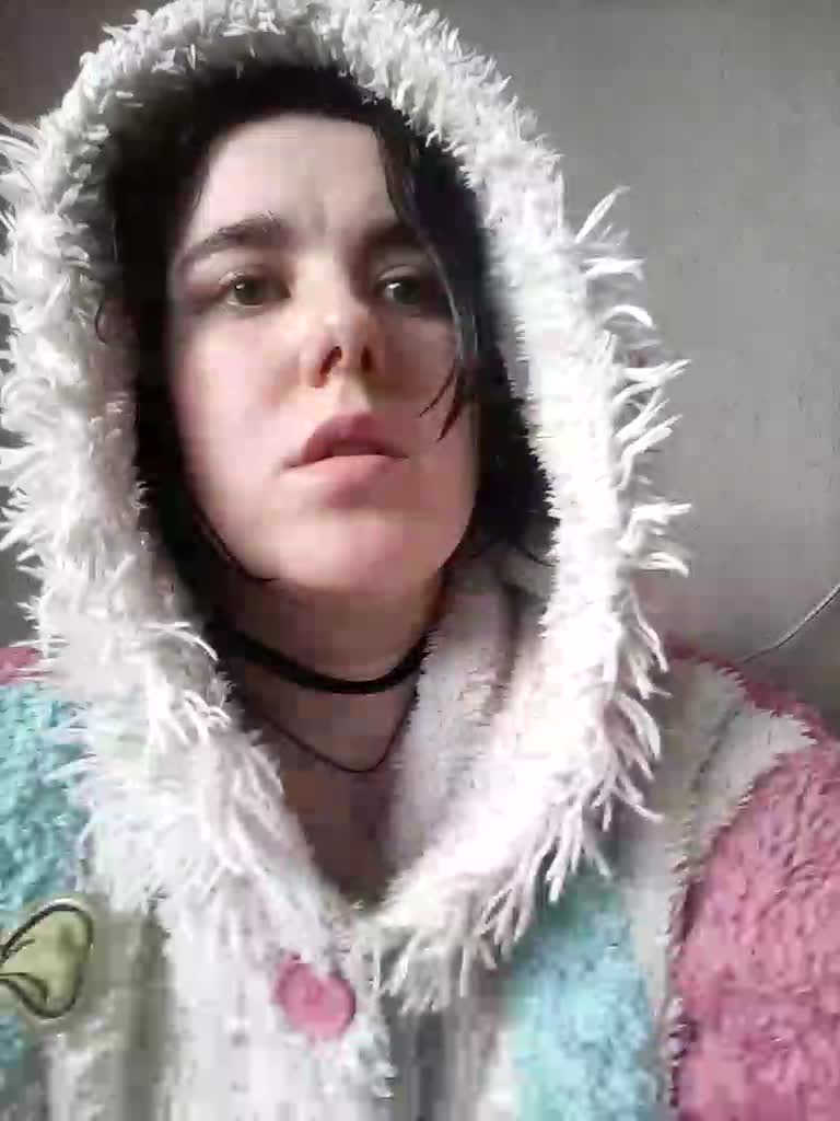 Amelie96 Adult Chat August 25, 2026