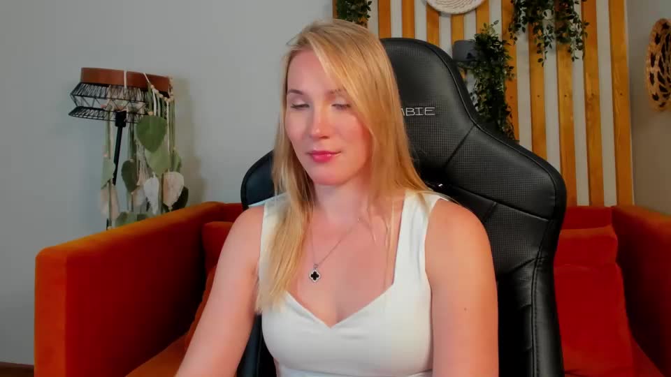 elaravoltage Adult Chat August 24, 2026