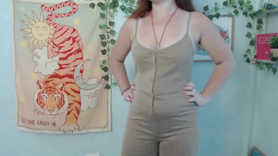 veryveryvery_shy Adult Chat August 25, 2026