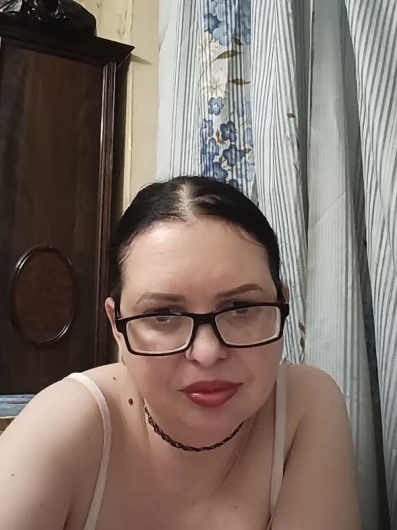 Anna-Gold3 Adult Chat August 24, 2026