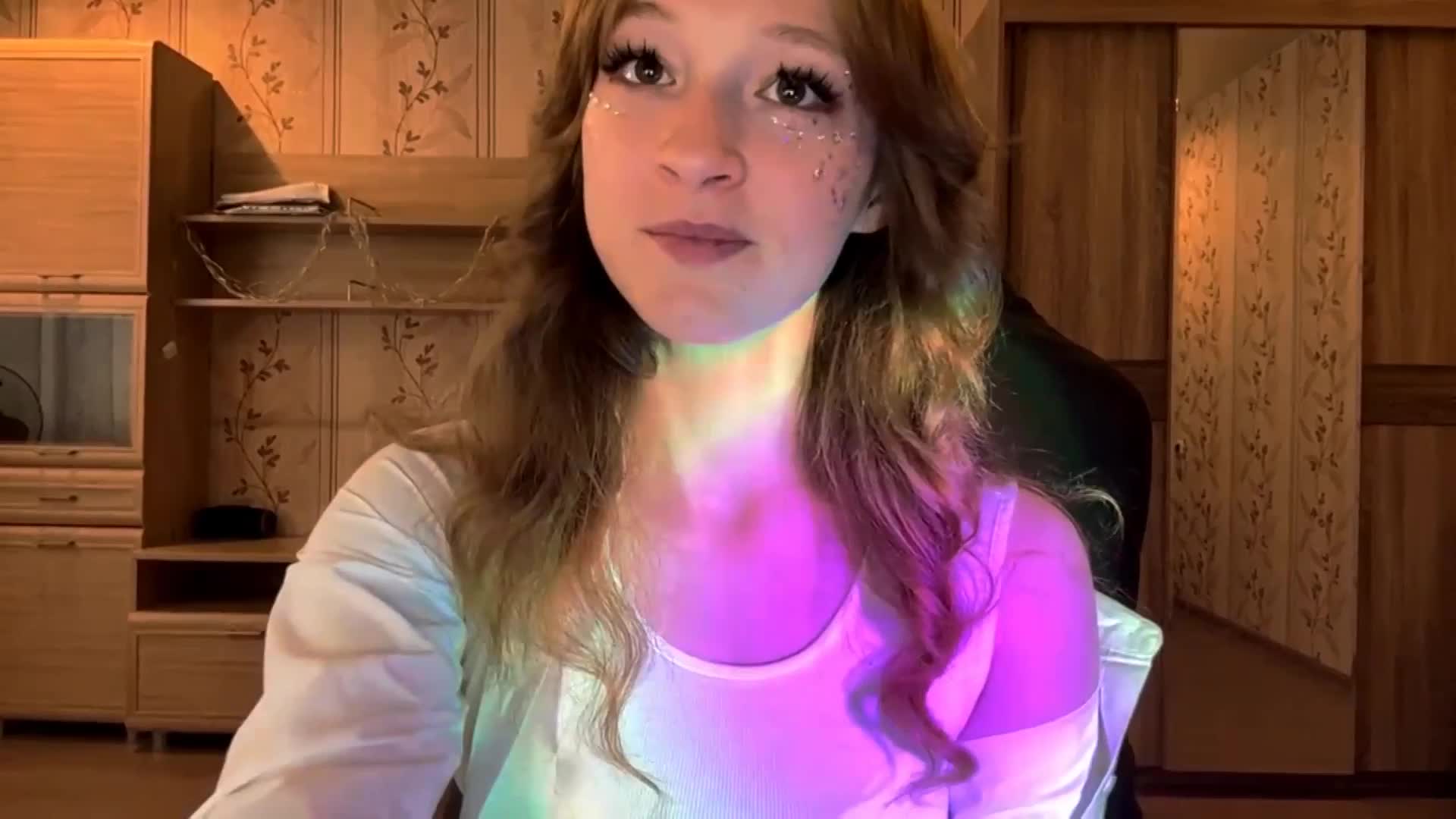 LisaSchroyer Adult Chat August 24, 2026