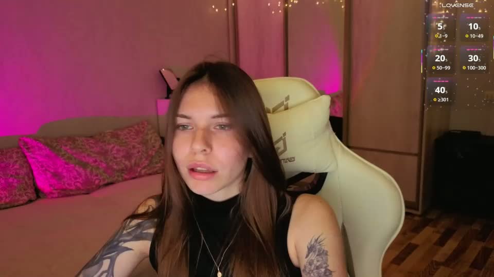 let_me_seee Adult Chat August 24, 2026