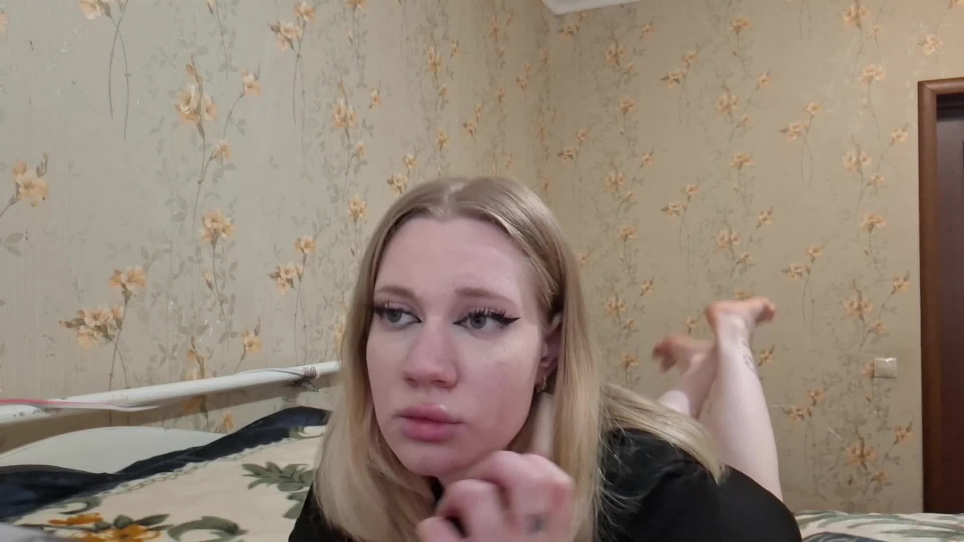linafinay Adult Chat August 24, 2026