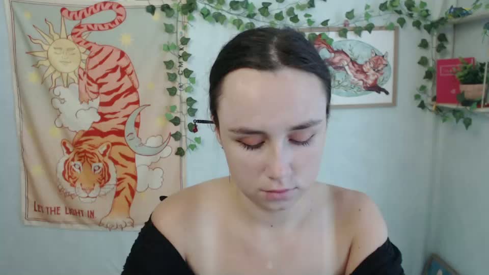 veryveryvery_shy Adult Chat August 24, 2026