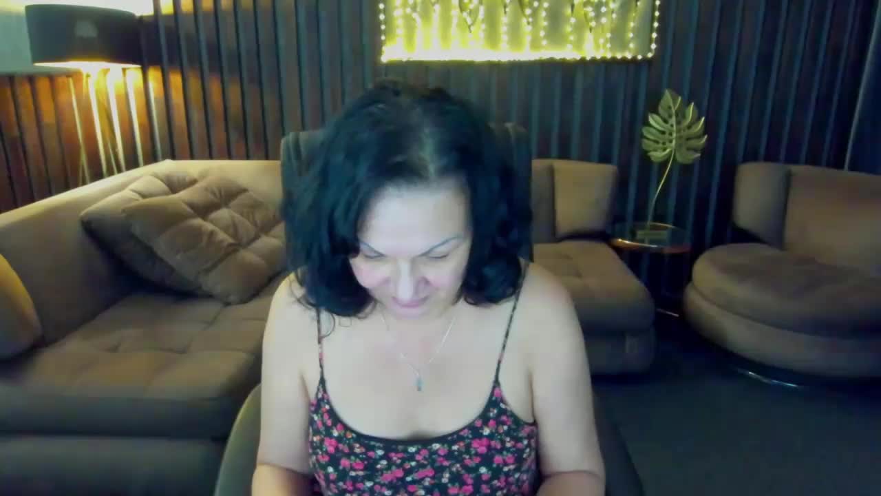 IrissMoon Adult Chat August 25, 2026