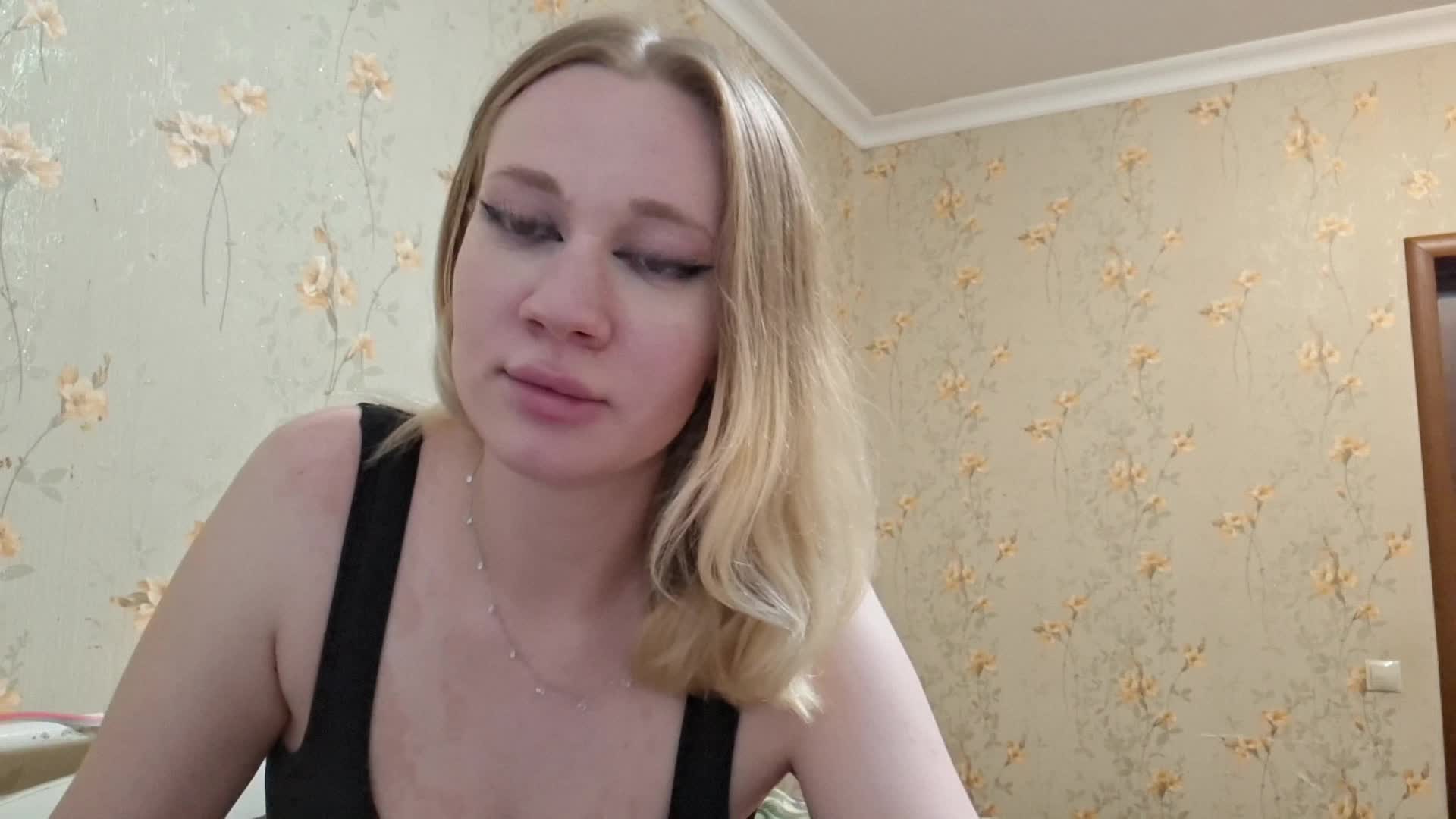 linafinay Adult Chat August 25, 2026
