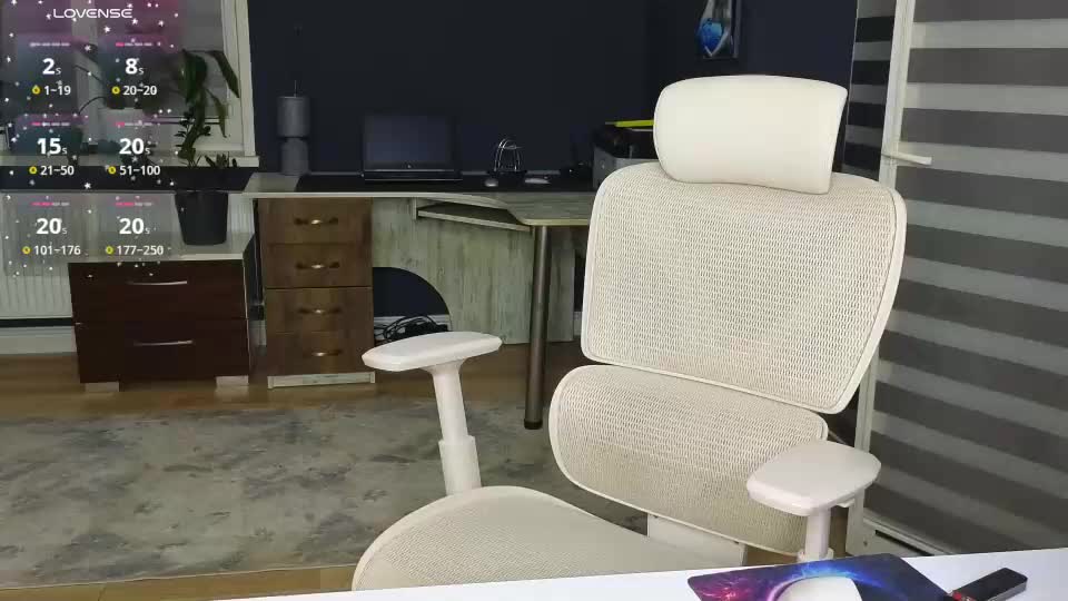 karinadeniss Adult Chat August 25, 2026
