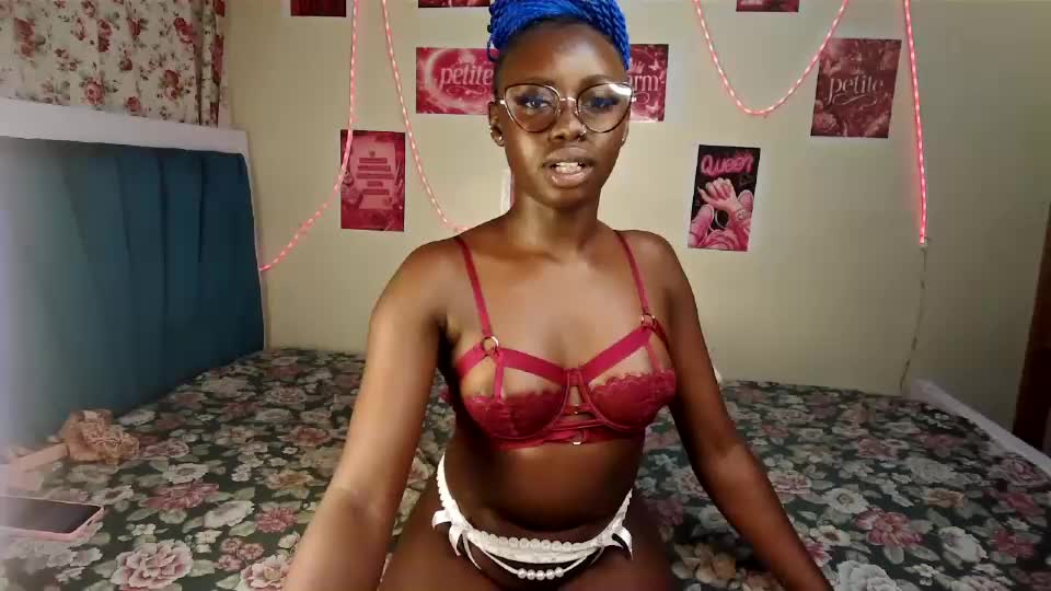 petite_charm Adult Chat August 25, 2026