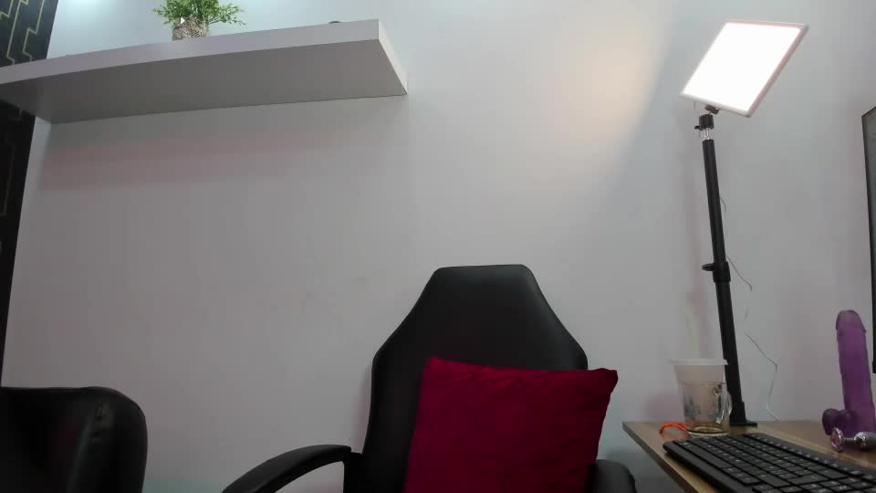 miaa_diamondd1 Adult Chat August 25, 2026
