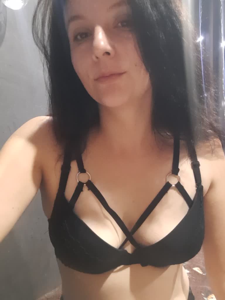 Concubine Adult Chat August 25, 2026