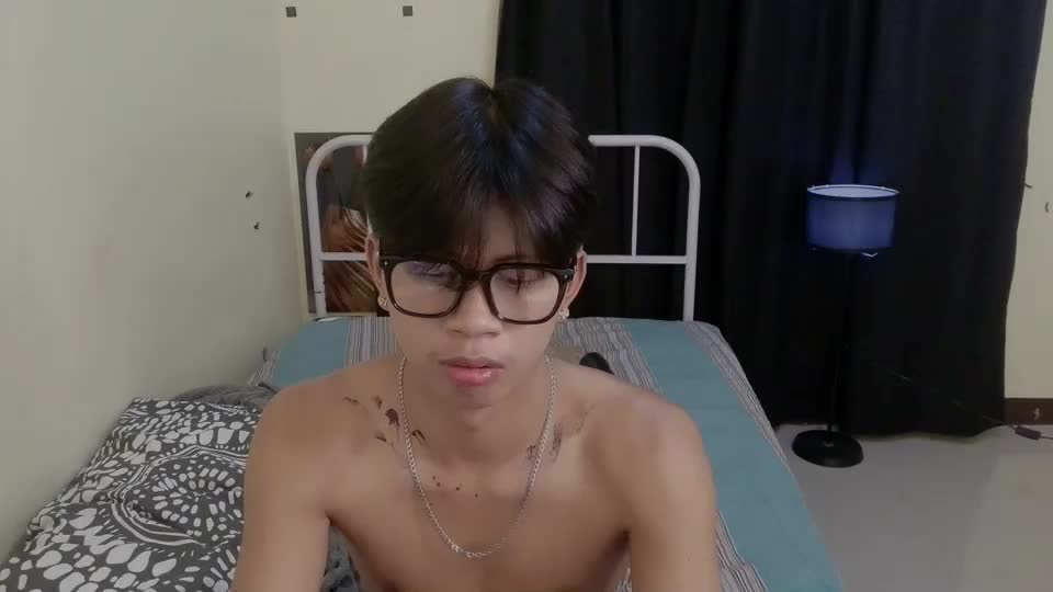 hugecockcum69 Adult Chat August 25, 2026