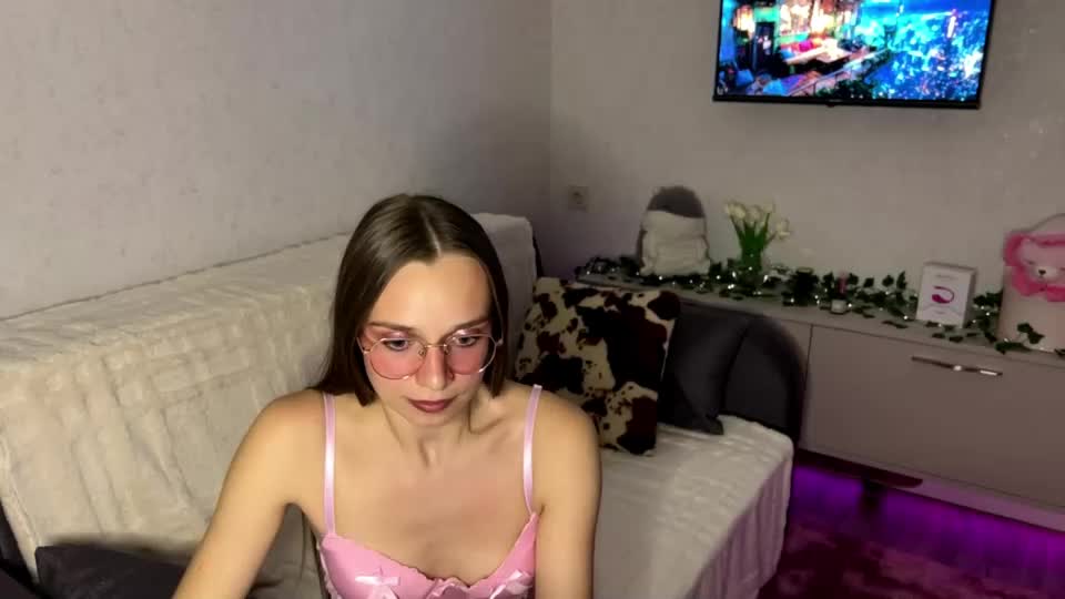 amy_yammy3 Adult Chat August 25, 2026
