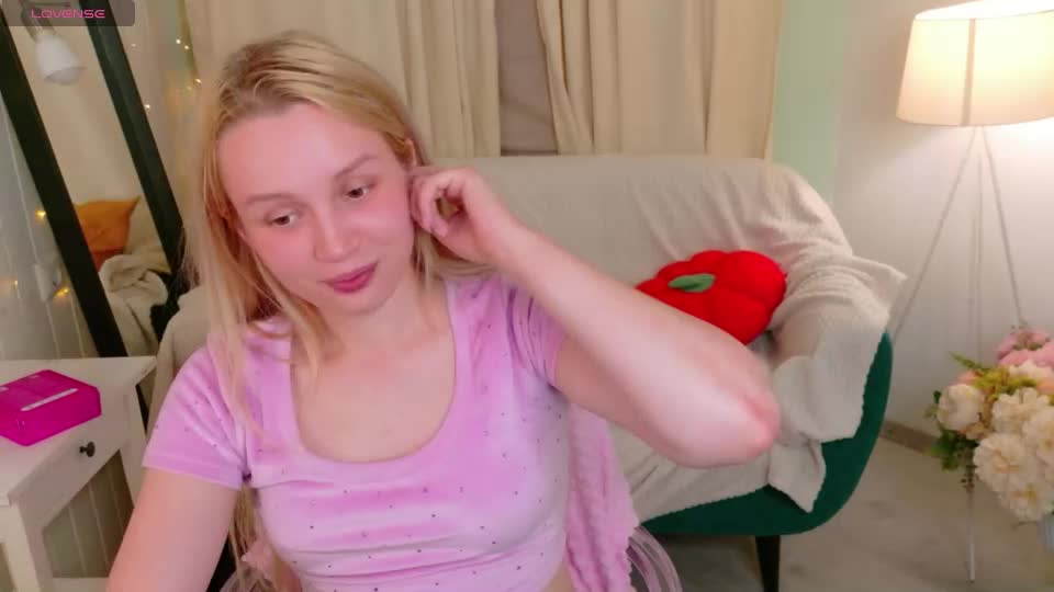 tinasiner Adult Chat August 25, 2026